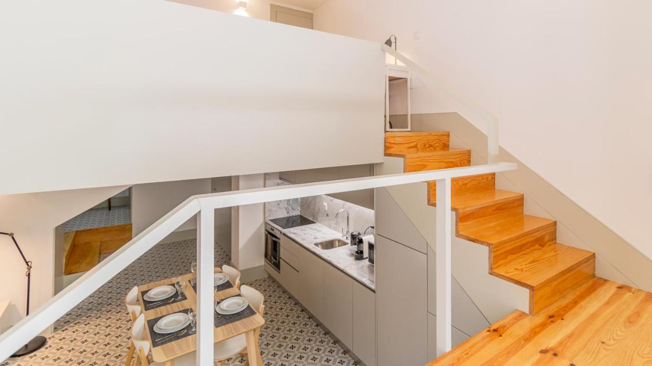 Central Stunning Duplex W/ Patio By Lovelystay Porto Exterior photo