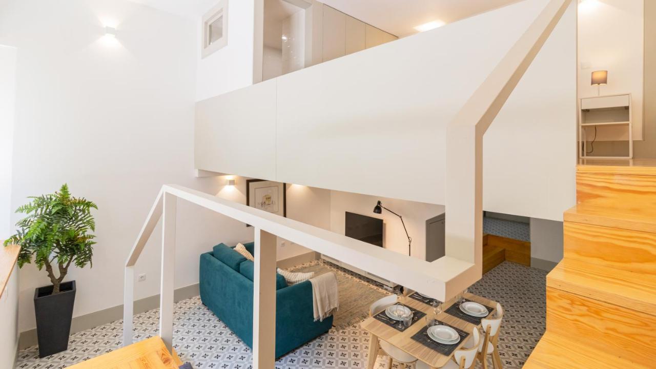Central Stunning Duplex W/ Patio By Lovelystay Porto Exterior photo